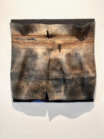 2021. inner tube, fabric. 20 x 21 x 3 inches